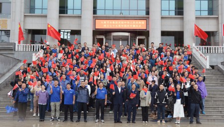 �������ǲ���ˮ��������������ף�л����񹲺͹�����75������������ʽ��