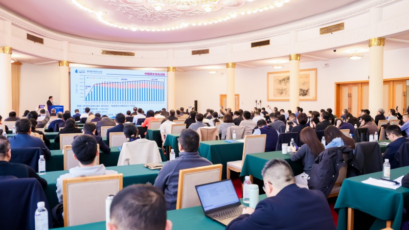 ר����̳һ����ˮ����̬�����͸���������